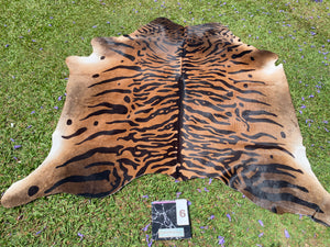 06. Tiger print Cowhide